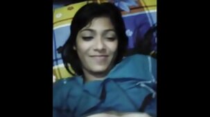 Vous video de sexe vierge montrant mon nouveau manager dans le sexe