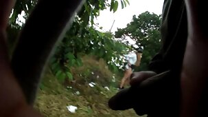 Une femme noire porno vierge arabe rêve de tomber enceinte