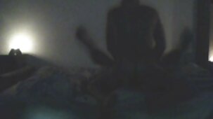 Une vieille grand-mère, mais qui veut toujours film porno fille vierge une double pénétration