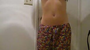 Baise comme le diable ! film x vierge Russe avec la chatte pendant les rapports sexuels