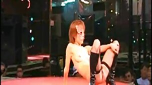 Lèche ma chatte, cunnilingus dans la cuisine pour un proche fille vierge porn