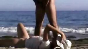 Une fille infidèle fille vierge porn baise avec son nouveau patron