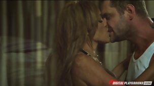 Le demi-frère xxx video vierge n'a pas rêvé que je le sucerais et le laisserais me baiser