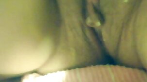 Femme film x femme vierge mature en apesanteur chie dans la forêt