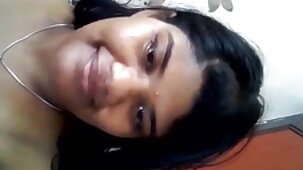 bienvenue dans notre chambre couple avoir des relations sexuelles xnxx vierge tout en discutant avec des inconnus