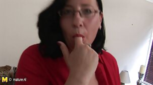 Remplacez vos bouches maintenant je vais film x jeune fille vierge écrire