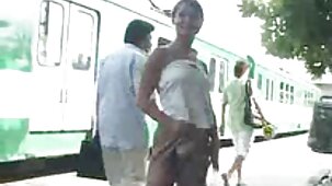 Sexe avec un bébé après une séance d'entraînement porn fille vierge au miroir